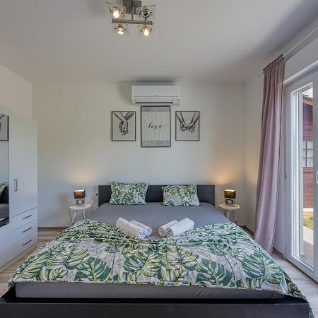 Villa Frontera Croatia Poreč Eksteriør bilde